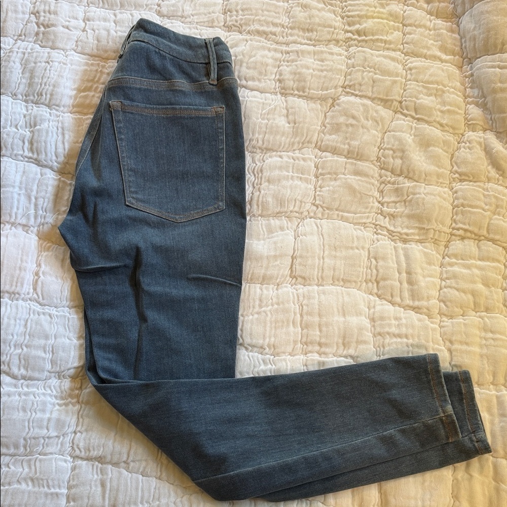 Good American Light Blue Denim Jeans